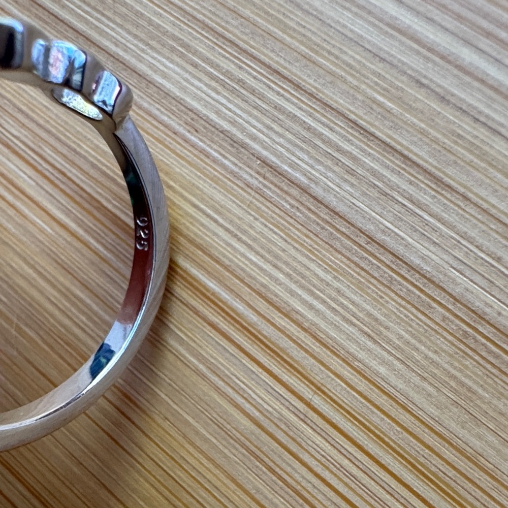 Silver Heart Opal Ring size 7 - Picture 4 of 7